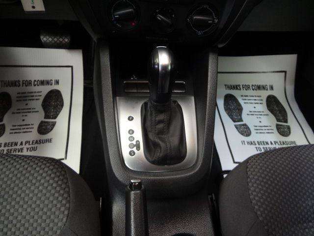 2011 Volkswagen Jetta 4dr Sedan 6A